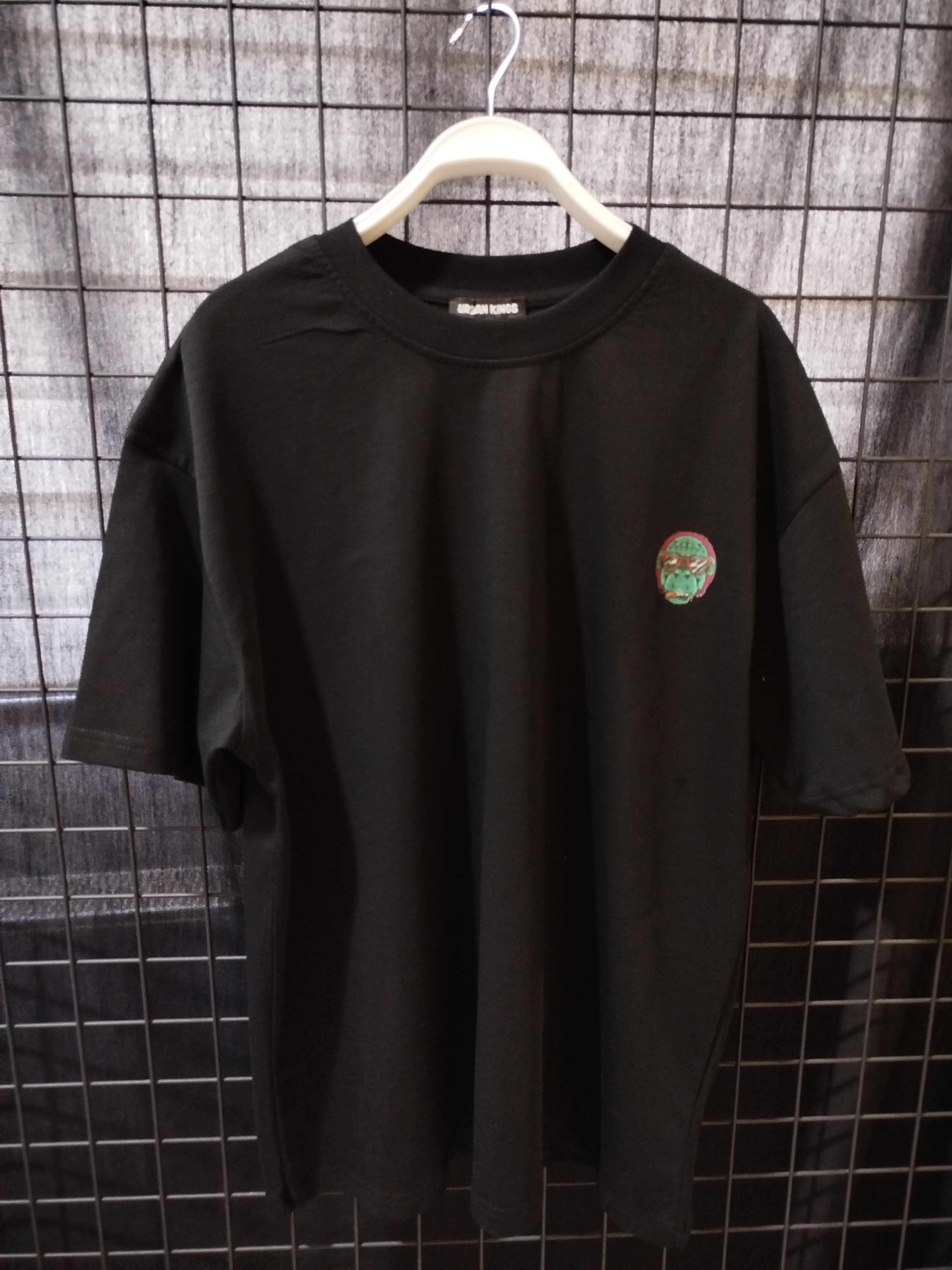 Smoking monkey - Oversize men t-shirt