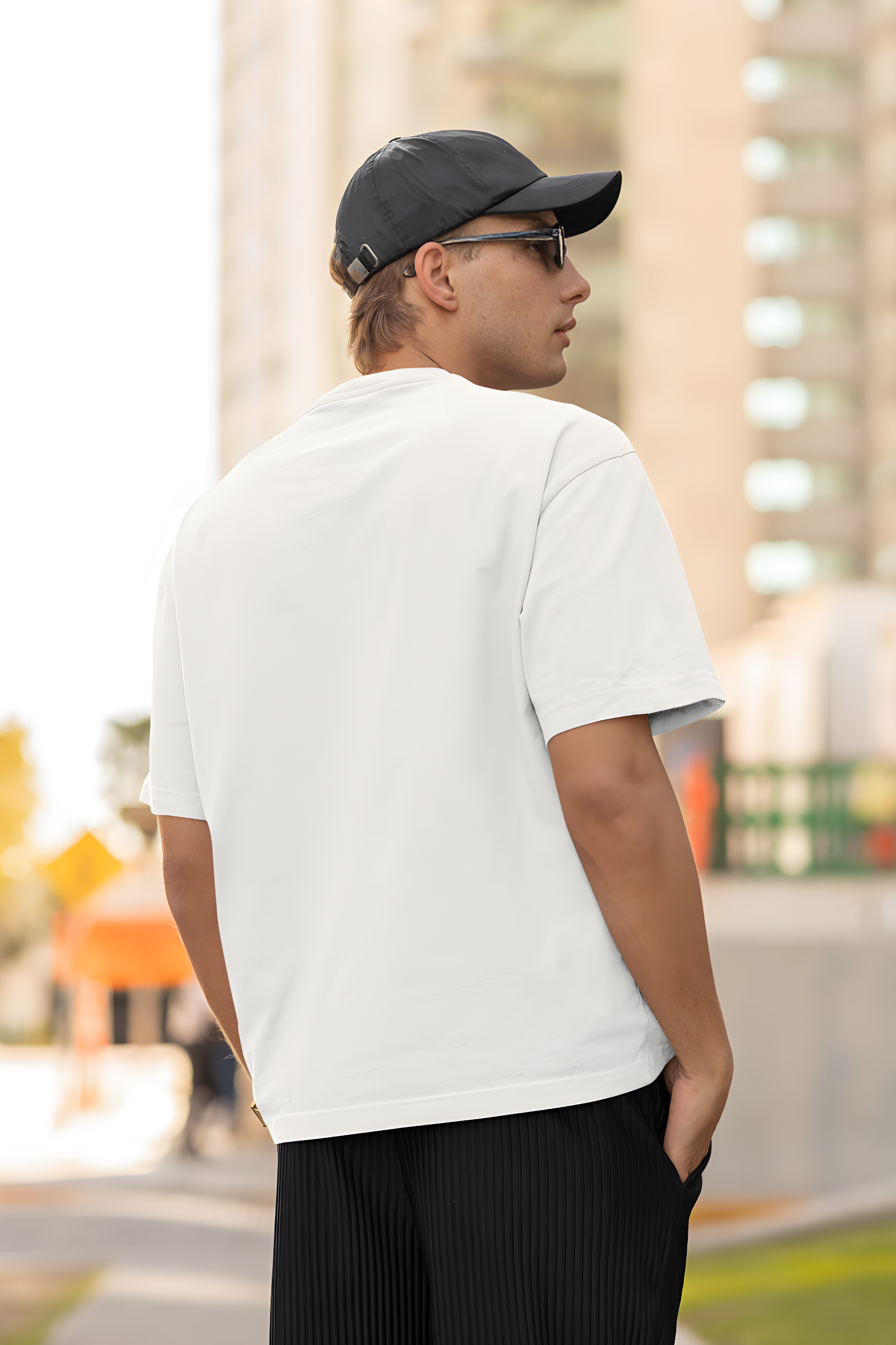 Skateboarding - Oversize men t-shirt